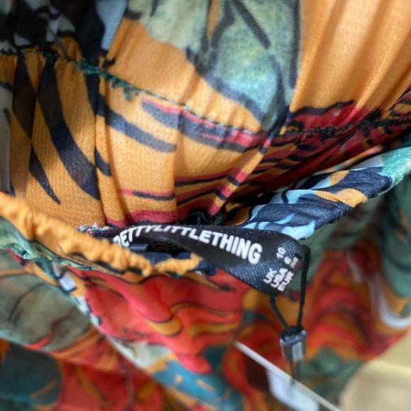 ❤️❤️NWT PrettyLittleThing Wide Leg Multicolor Palm Leaf Tropical Swim Coverup - Picture 6 of 11